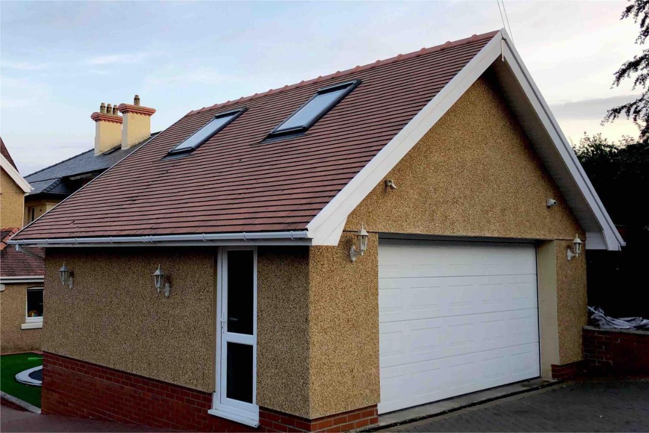 The Garage @ The Old Vicarage * Swansea